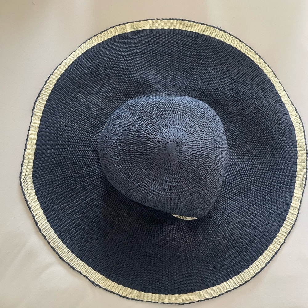 Two-Tone Navy and Cream Hat